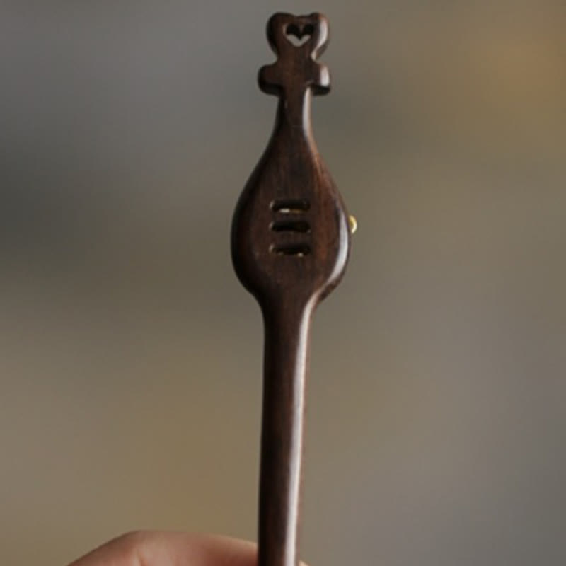 KarmaRipple's Auspicious Cloud Sandalwood Rabbit Protection Hairpin p37