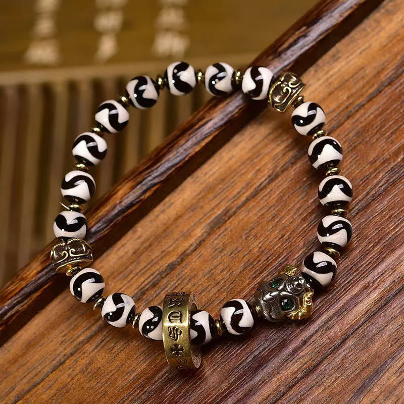 KarmaRipple's Vintage Tibetan Dzi Bead Om Mani Padme Hum Blessings Bracelet p1